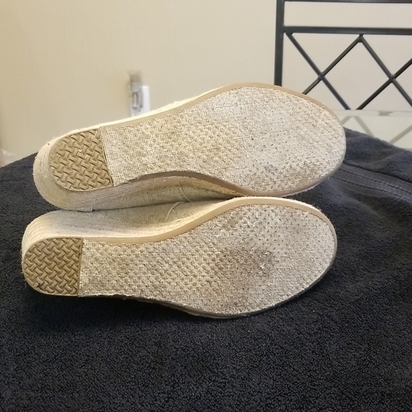 Toms Wedges - Picture 7 of 8